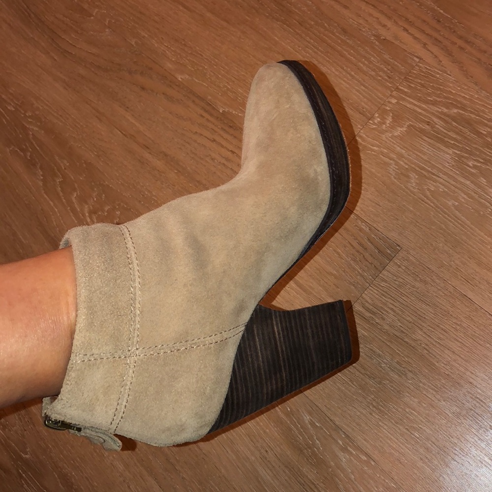 Modern Vintage Suede Bootie!